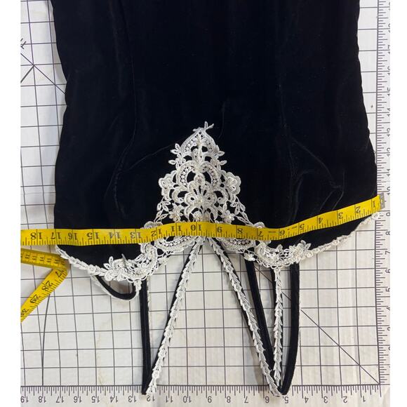 Nadine 90s Black Velvet White lace Crochet V Neck Prom Evening Dress Women 13 - Picture 7 of 13